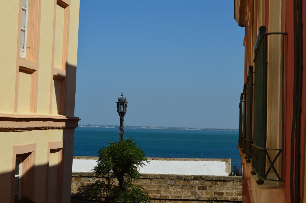 Apartamento El Baluarte Cádiz Exterior foto