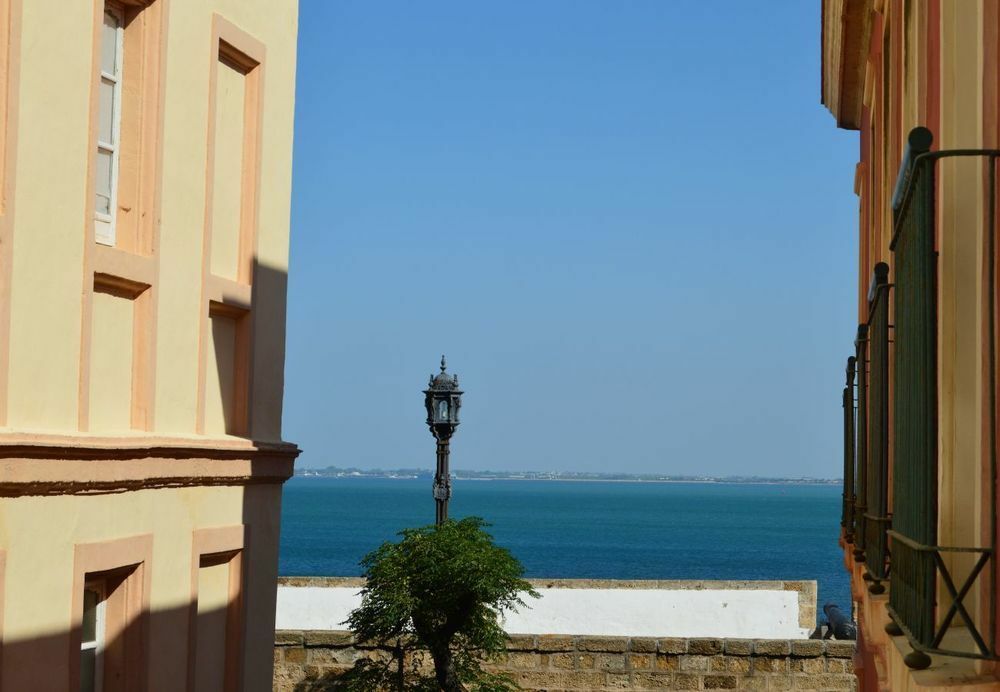 Apartamento El Baluarte Cádiz Exterior foto